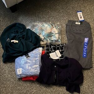 ❗️FINAL❗️ 7 Piece Ladies Size 10 BUNDLE BOX w/BONUS